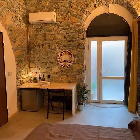 Rock & Wood - & La Spezia