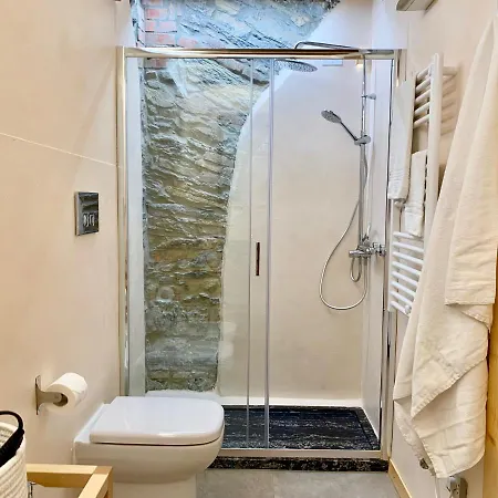 Rock & Wood - & Apartment La Spezia