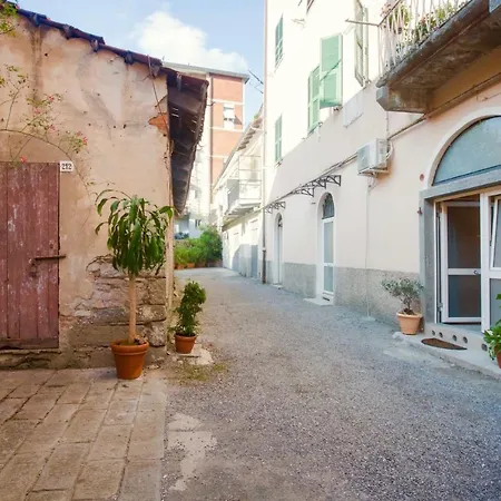 Apartman Rock & Wood - & La Spezia